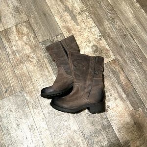 Clark zipper leather boots size 7
